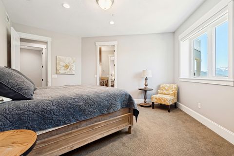 Tiny photo for 3080 E HUNTERS RIDGE WAY, Heber City, UT 84032 (MLS # 2158579)