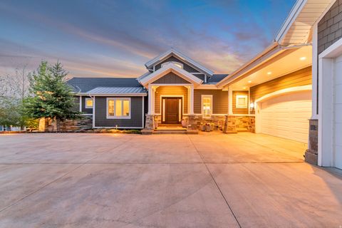 Tiny photo for 3080 E HUNTERS RIDGE WAY, Heber City, UT 84032 (MLS # 2158579)