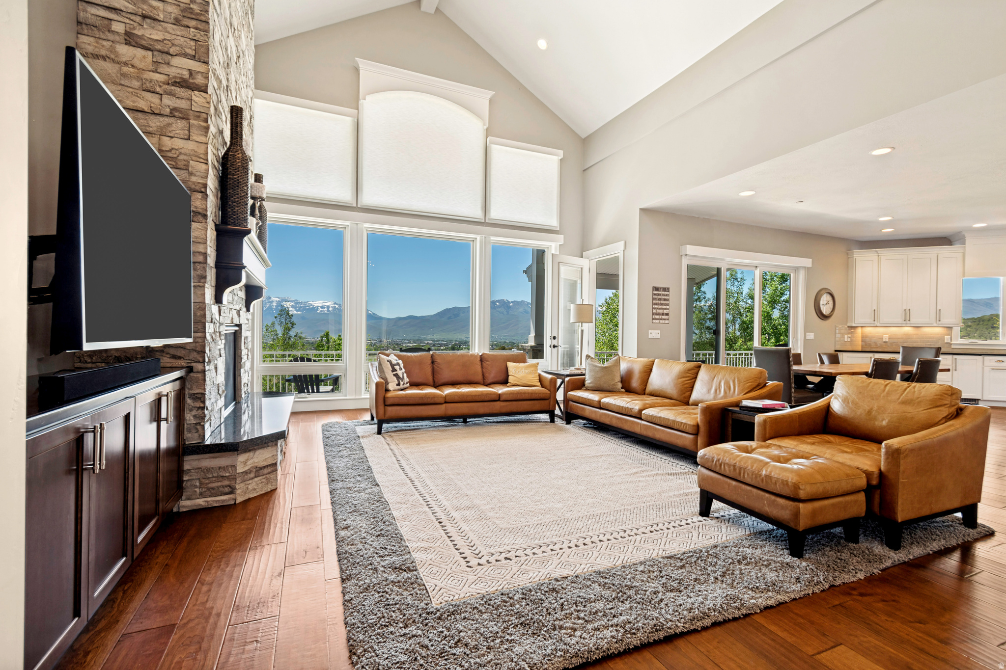 LAKE CREEK - Residential