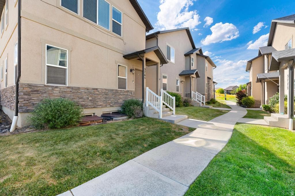 Photo of 3765 E CUNNINGHILL DR, Eagle Mountain, UT 84005 (MLS # 2170280)