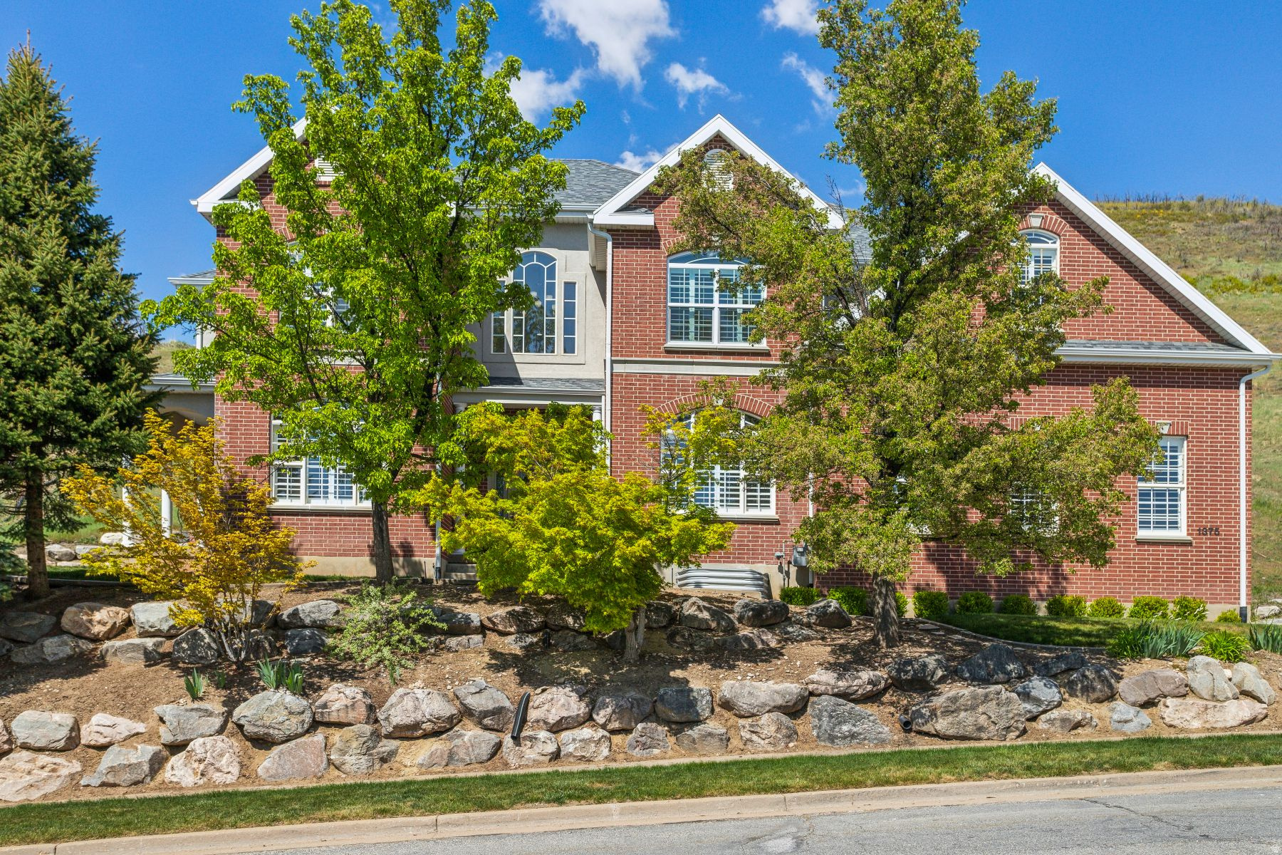 RIDGE SUB - Residential