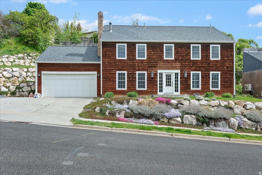 Photo of 511 W 1400 N, Farmington, UT 84025 (MLS # 2150804)