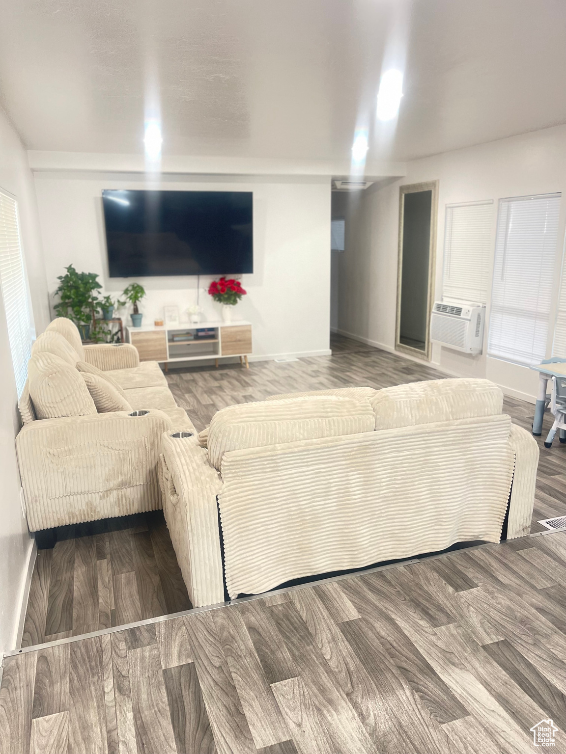 SHERWOOD FOREST - Residential