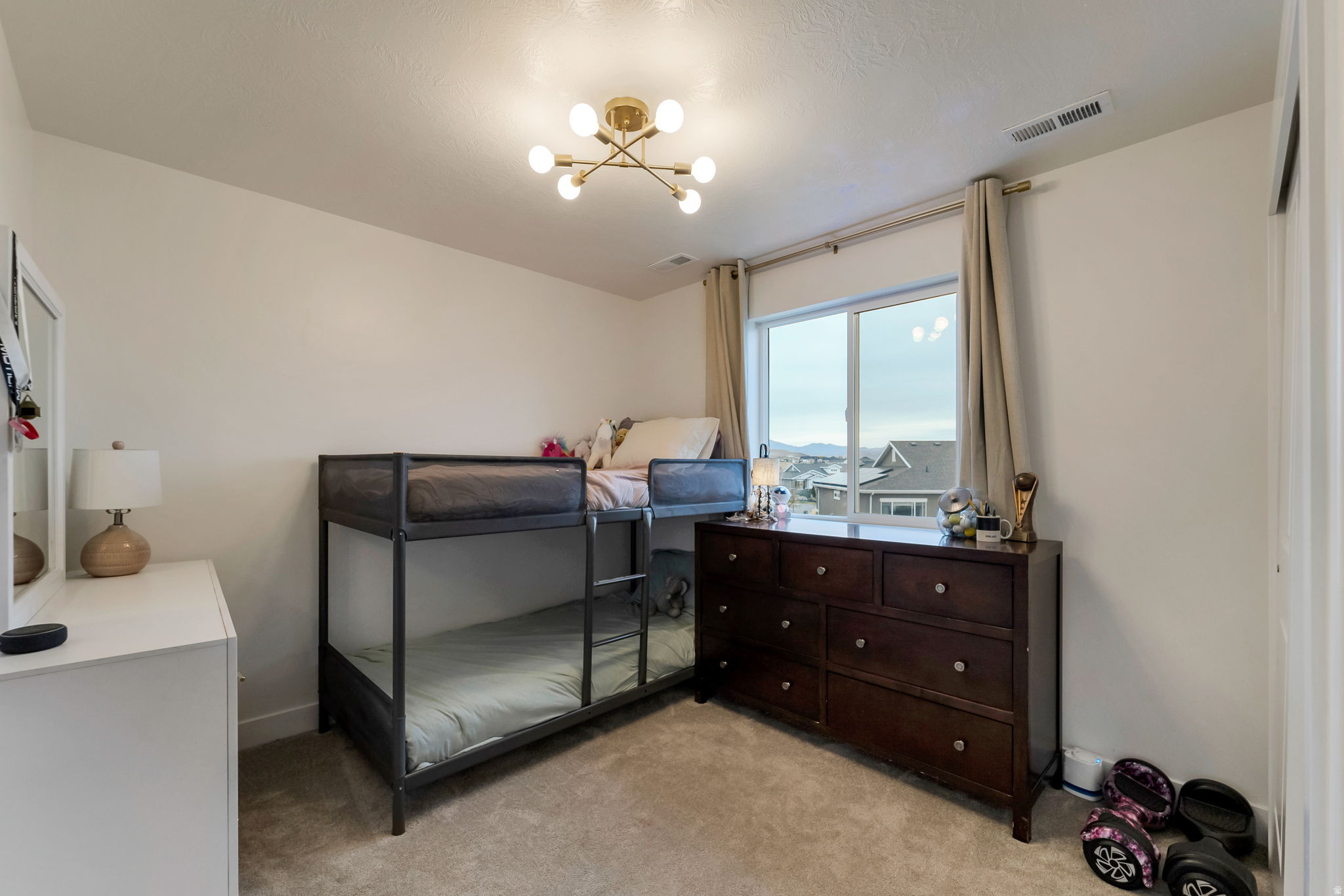 LAKESIDE - Residential