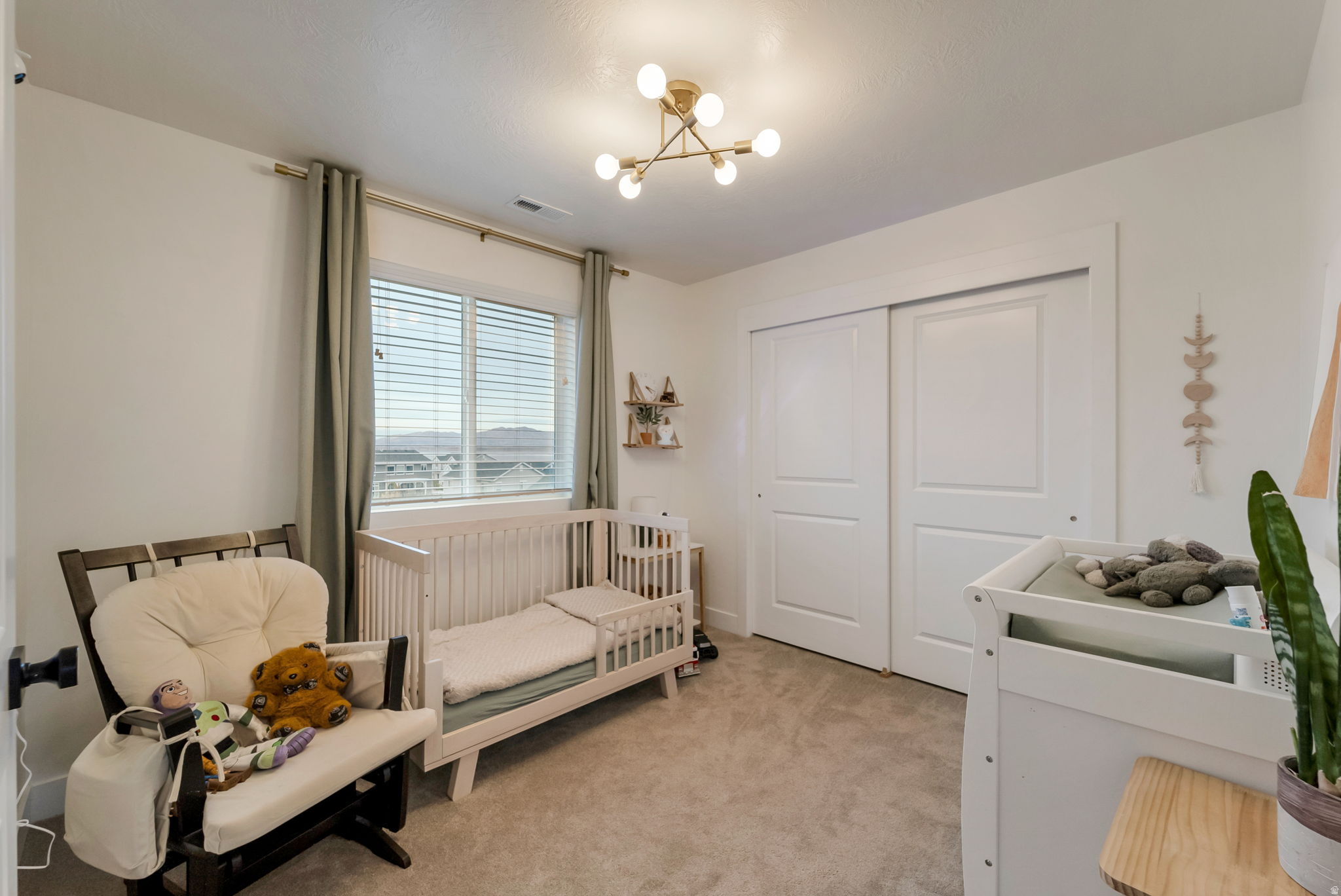 LAKESIDE - Residential