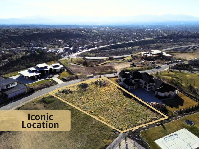 COTTONWOOD CANYON - Land