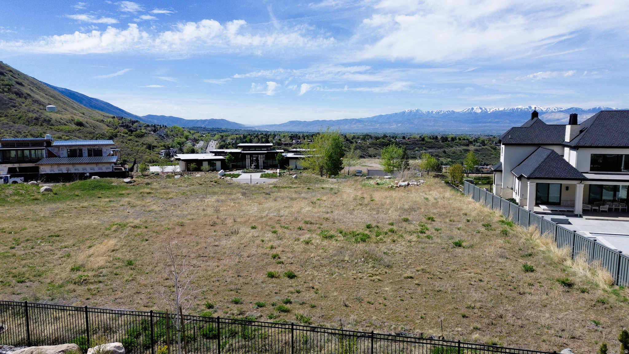 COTTONWOOD CANYON - Land