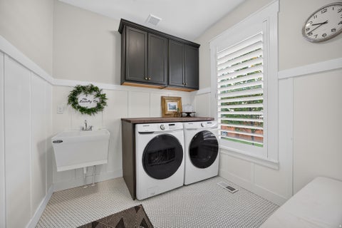 Tiny photo for 455 N HILL FARMS LN, Kaysville, UT 84037 (MLS # 2185709)