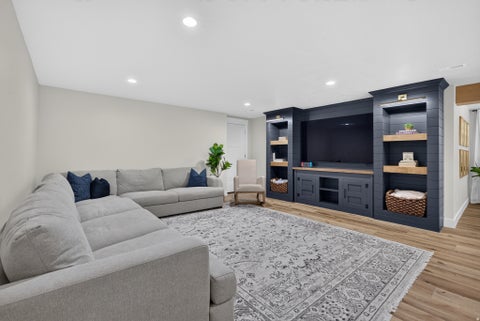 Tiny photo for 455 N HILL FARMS LN, Kaysville, UT 84037 (MLS # 2185709)