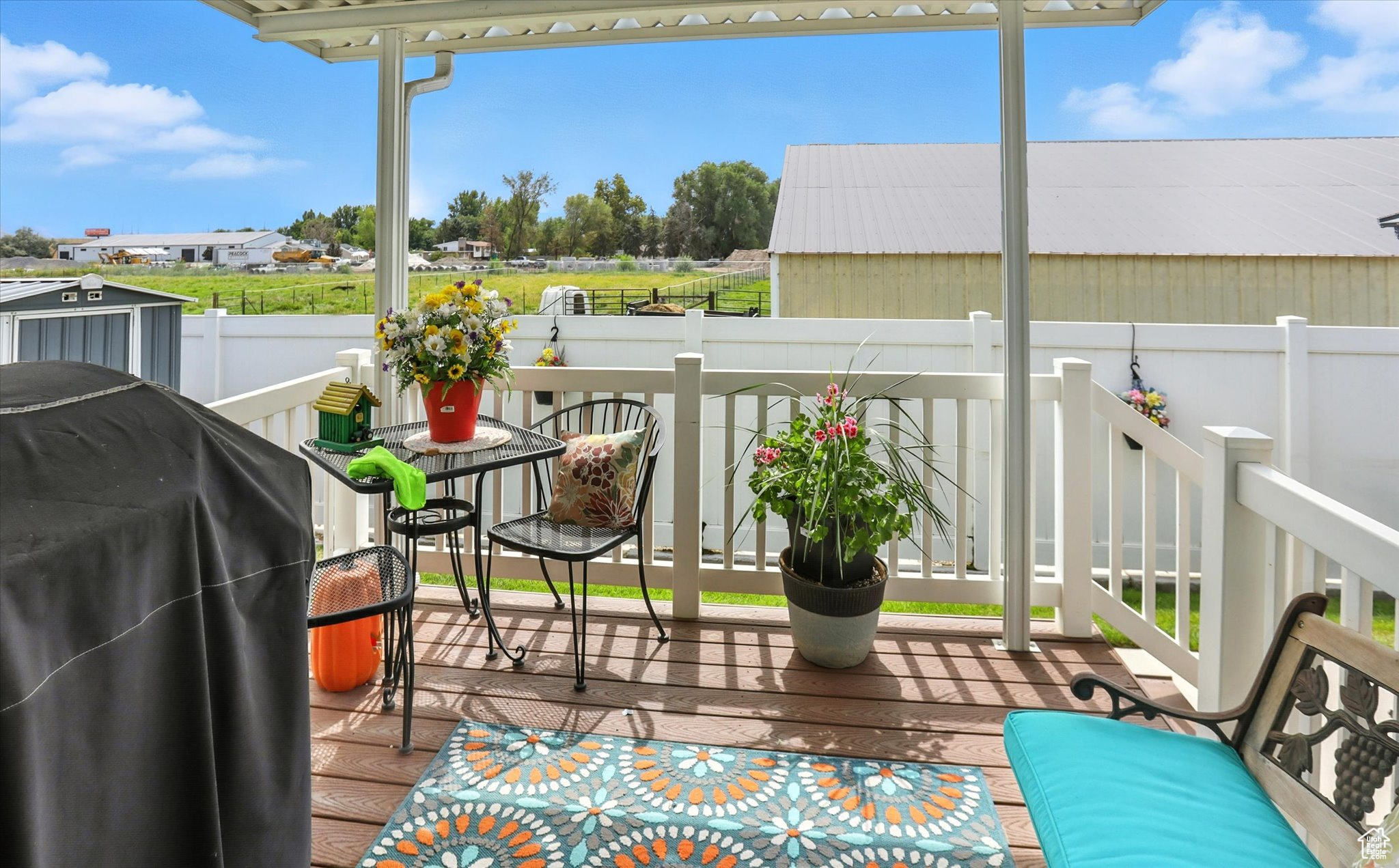 HOMESTEAD - Residential