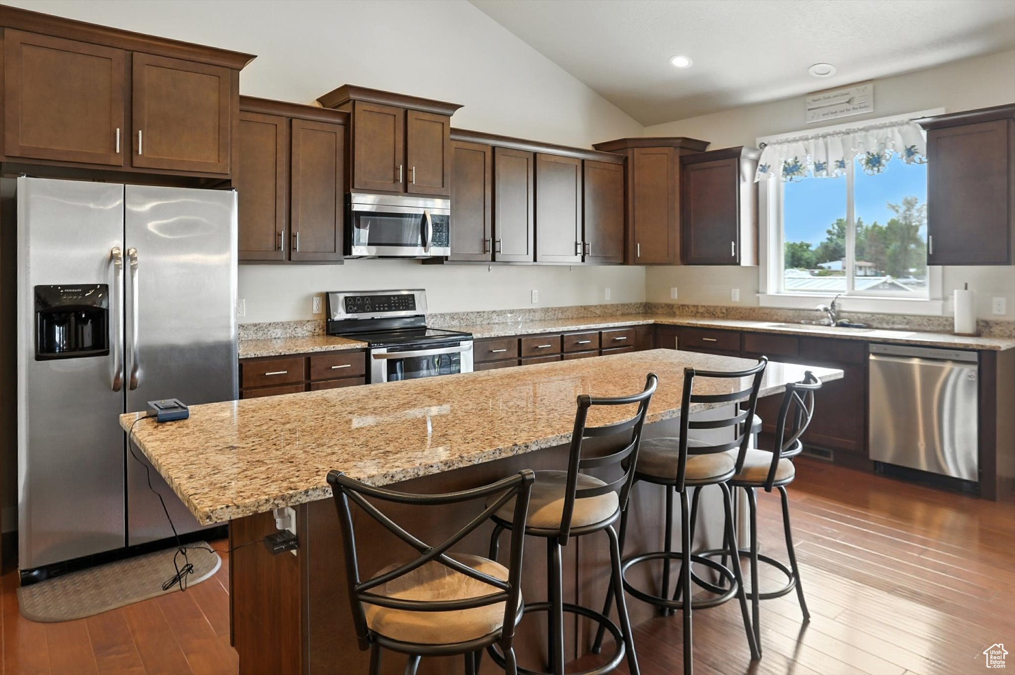 HOMESTEAD - Residential