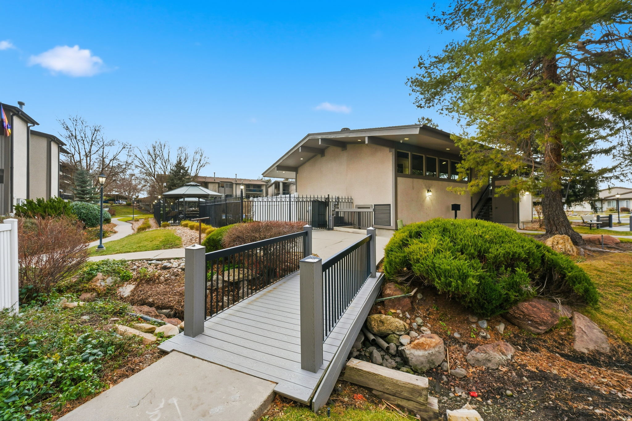 WATERBURY - Residential