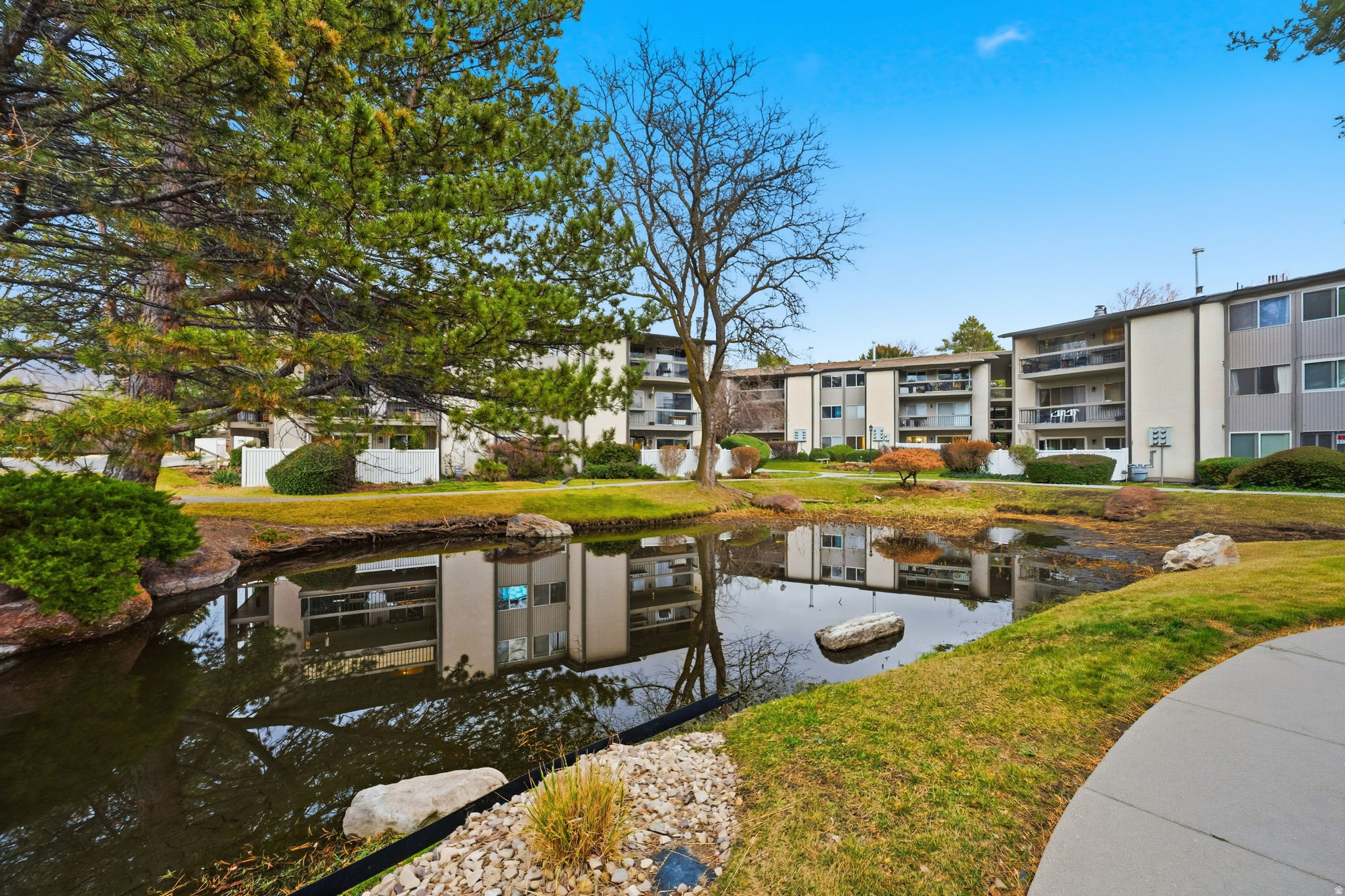 WATERBURY - Residential