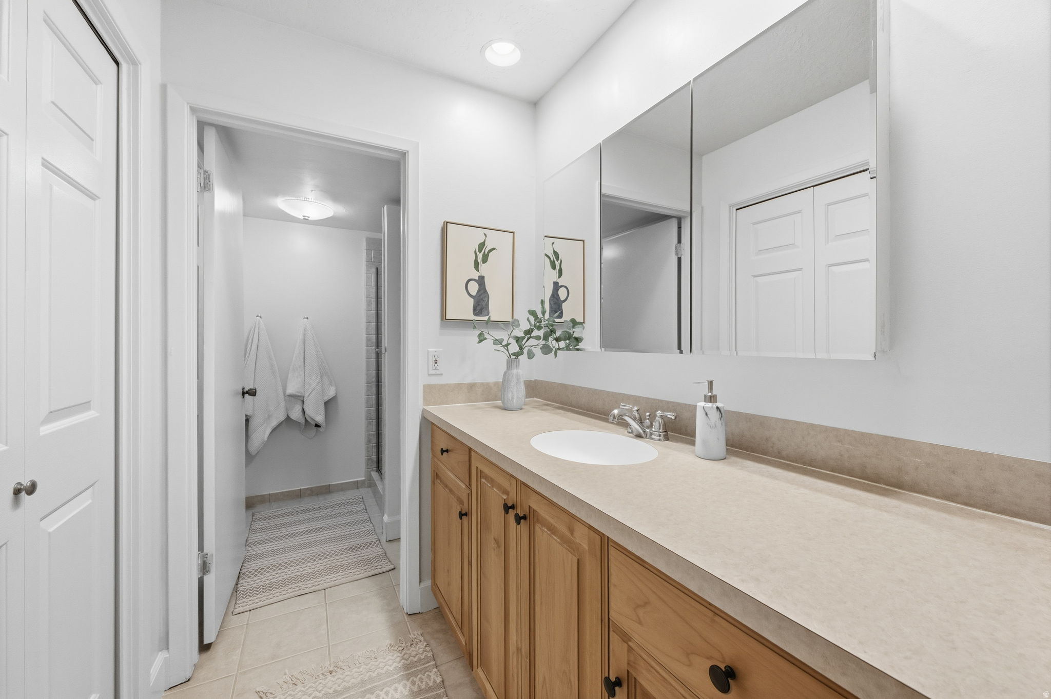 WATERBURY - Residential