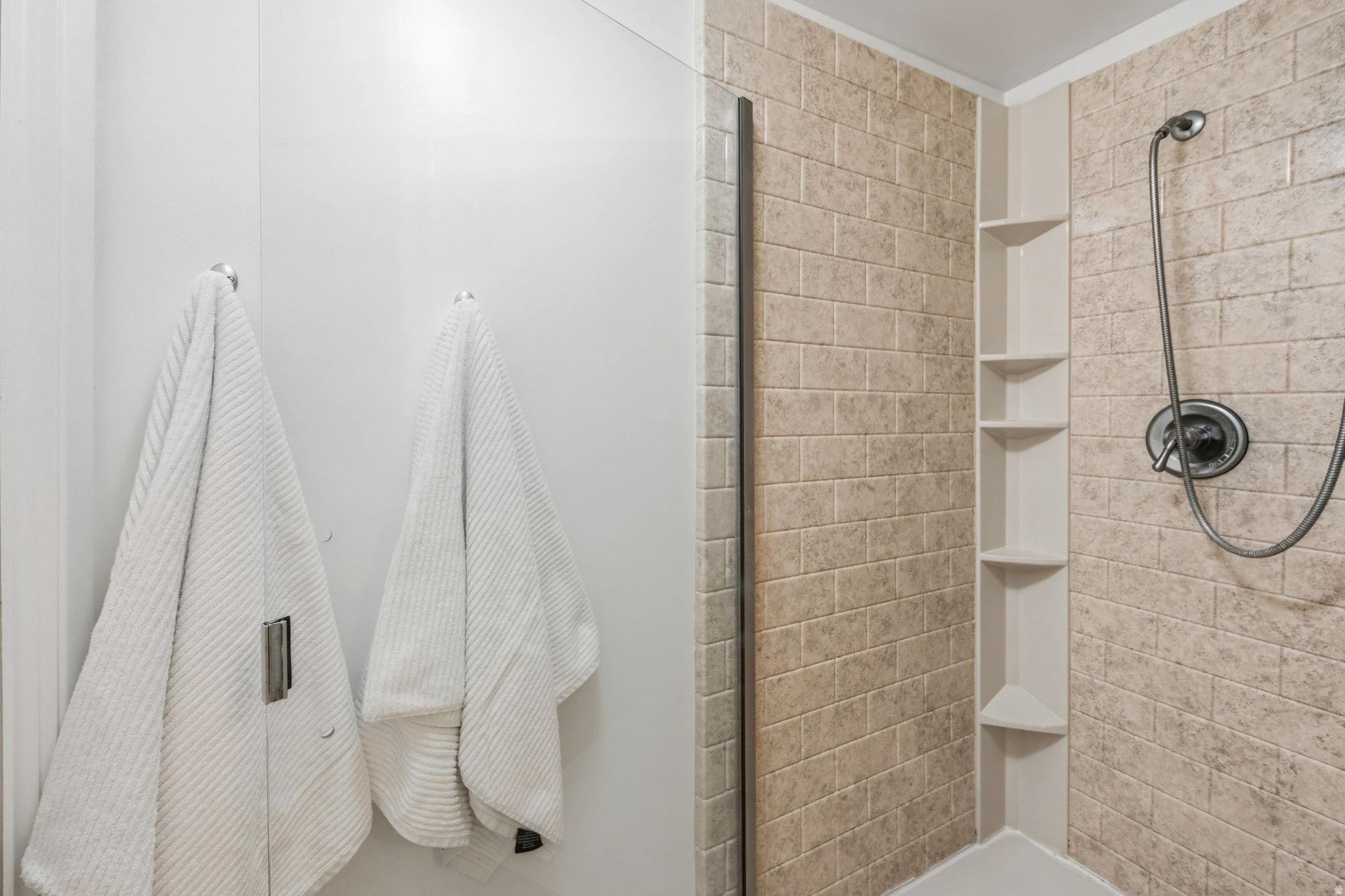 WATERBURY - Residential