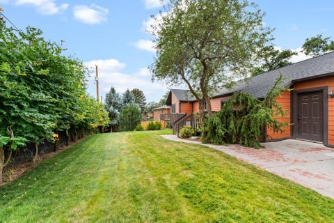 Tiny photo for 790 SHERWOOD DR, Kaysville, UT 84037 (MLS # 2179055)