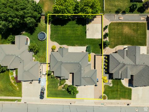 Tiny photo for 7496 S 1740 E, South Weber, UT 84405 (MLS # 2097376)