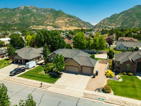 Tiny photo for 7496 S 1740 E, South Weber, UT 84405 (MLS # 2097376)