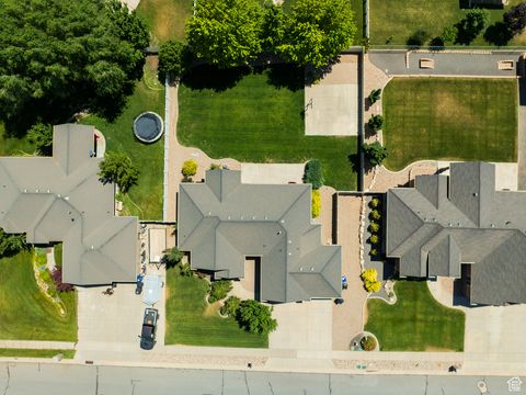 Tiny photo for 7496 S 1740 E, South Weber, UT 84405 (MLS # 2097376)