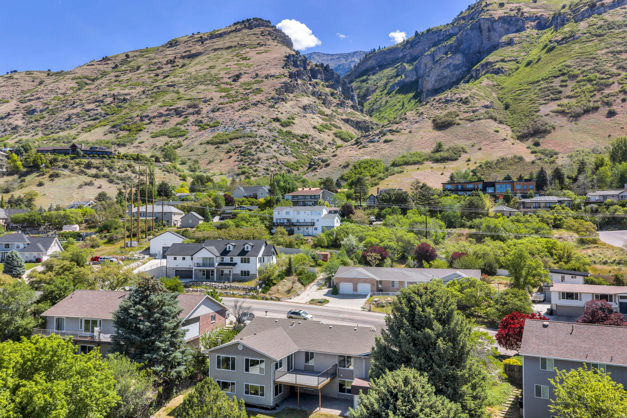 SHERWOOD HILLS - Residential