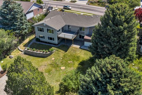 Tiny photo for 3813 N FOOTHILL DR, Provo, UT 84604 (MLS # 2160766)