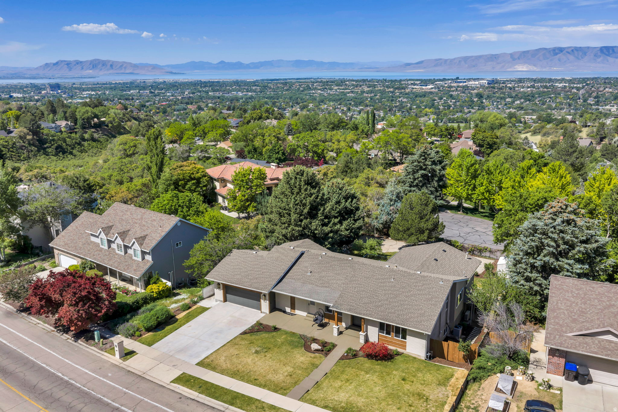 SHERWOOD HILLS - Residential