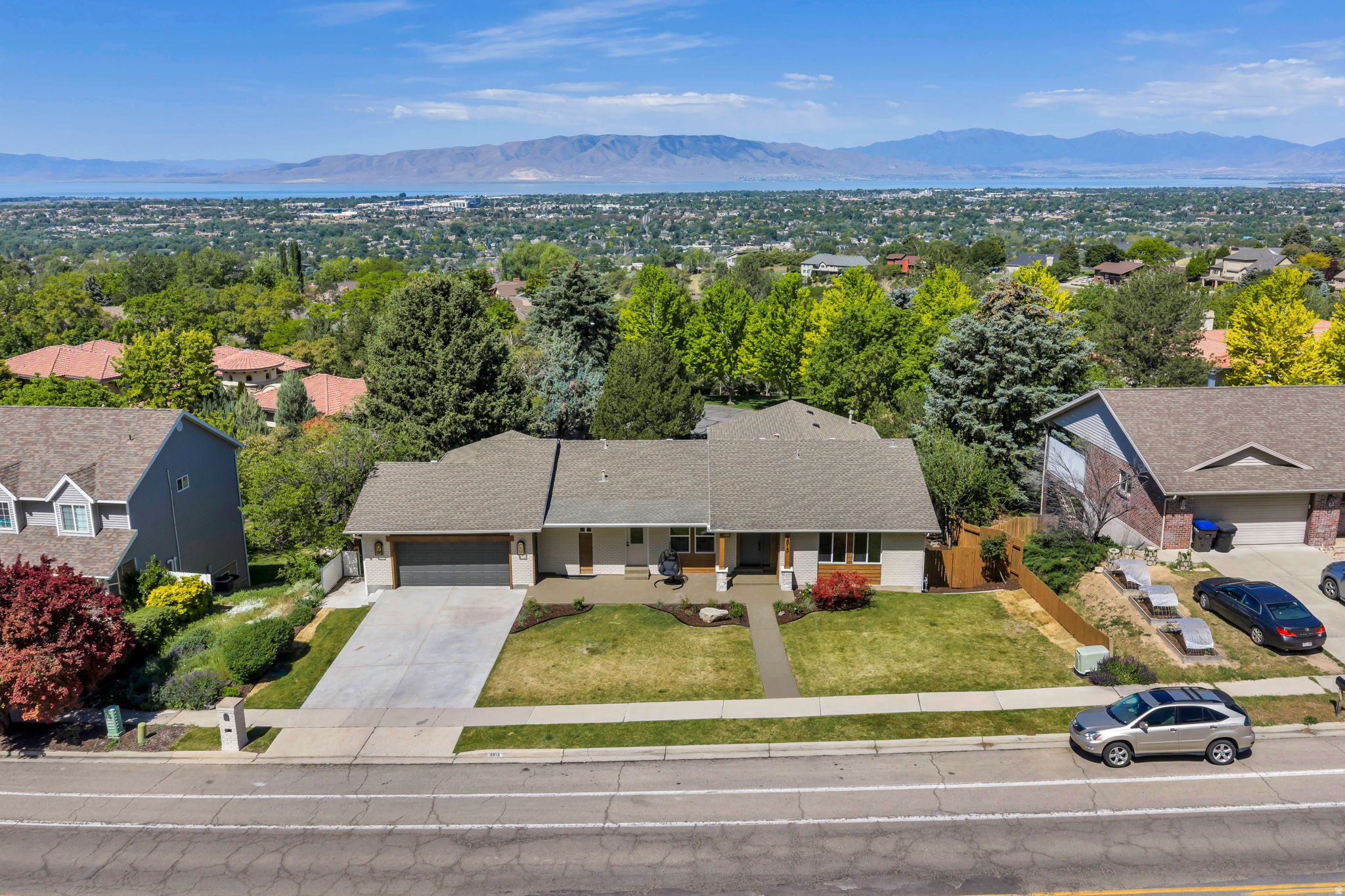 SHERWOOD HILLS - Residential