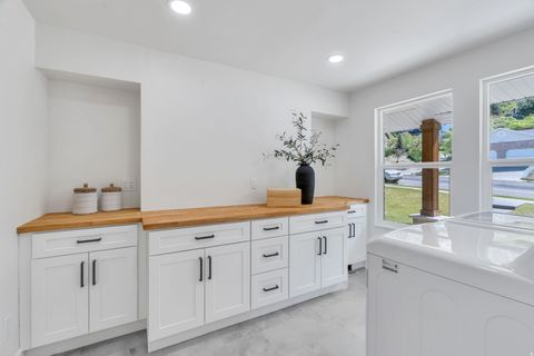 Tiny photo for 3813 N FOOTHILL DR, Provo, UT 84604 (MLS # 2160766)