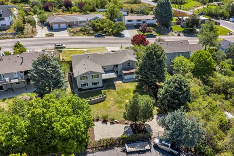 Tiny photo for 3813 N FOOTHILL DR, Provo, UT 84604 (MLS # 2160766)