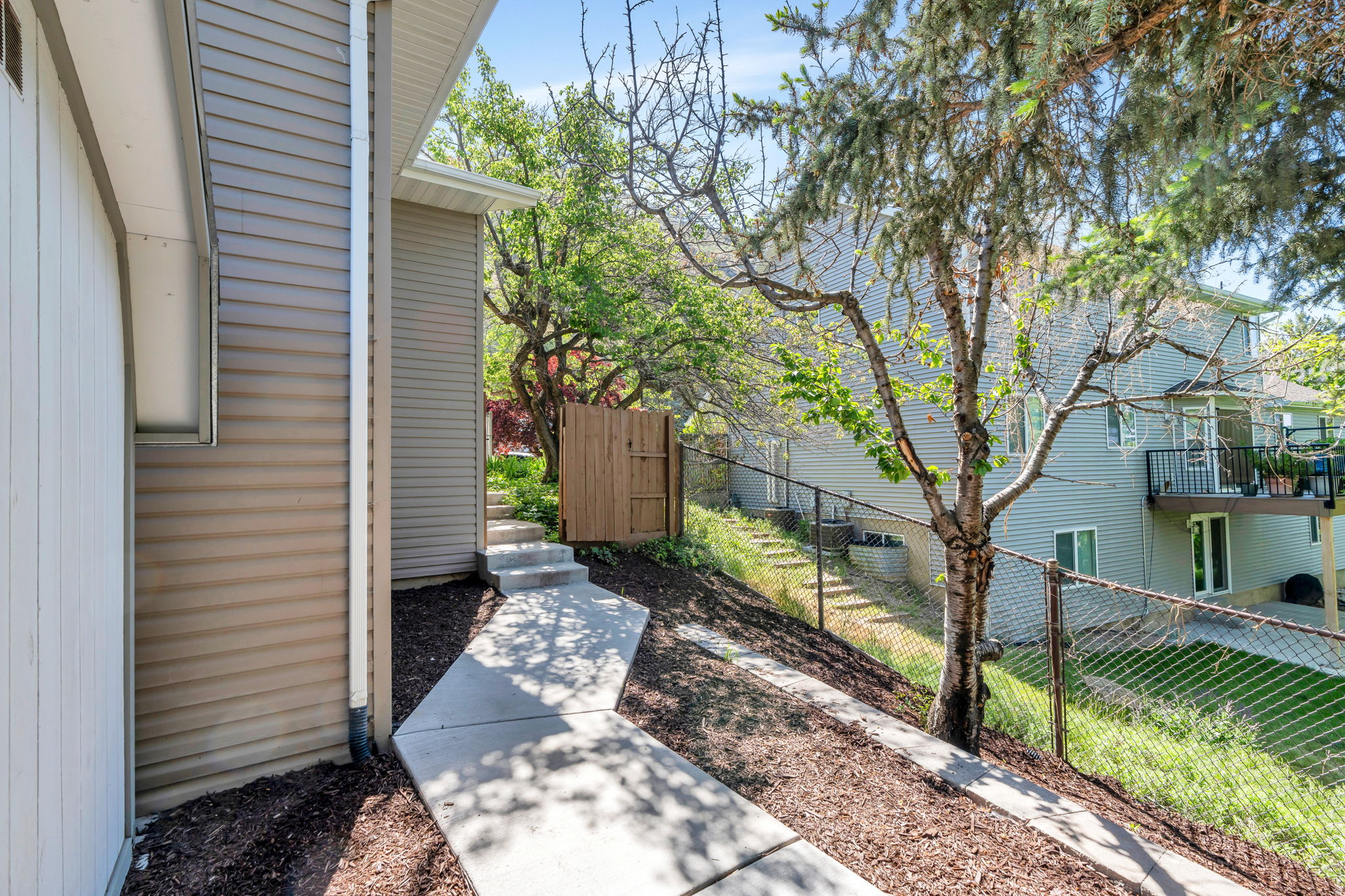 SHERWOOD HILLS - Residential