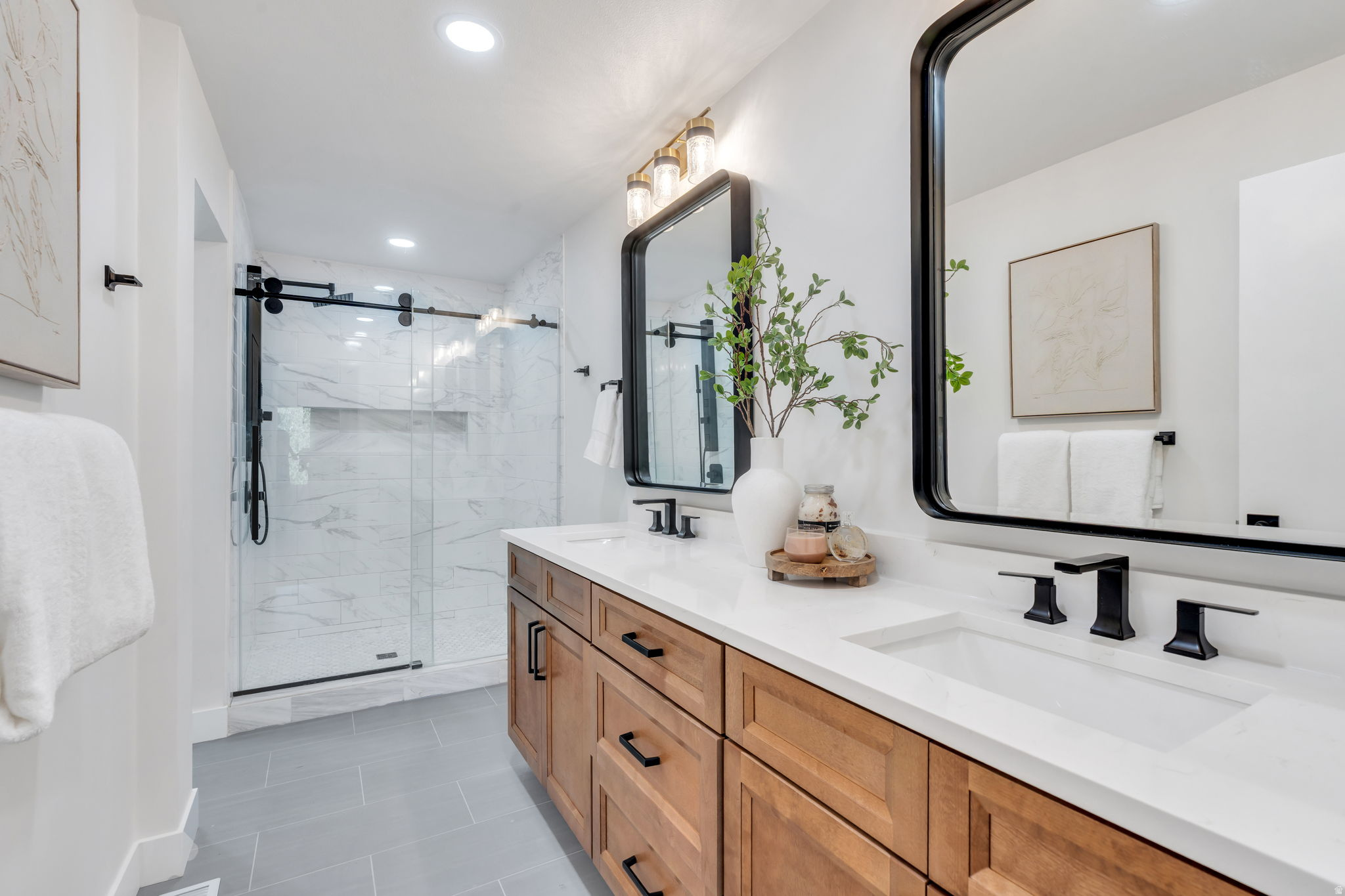 SHERWOOD HILLS - Residential