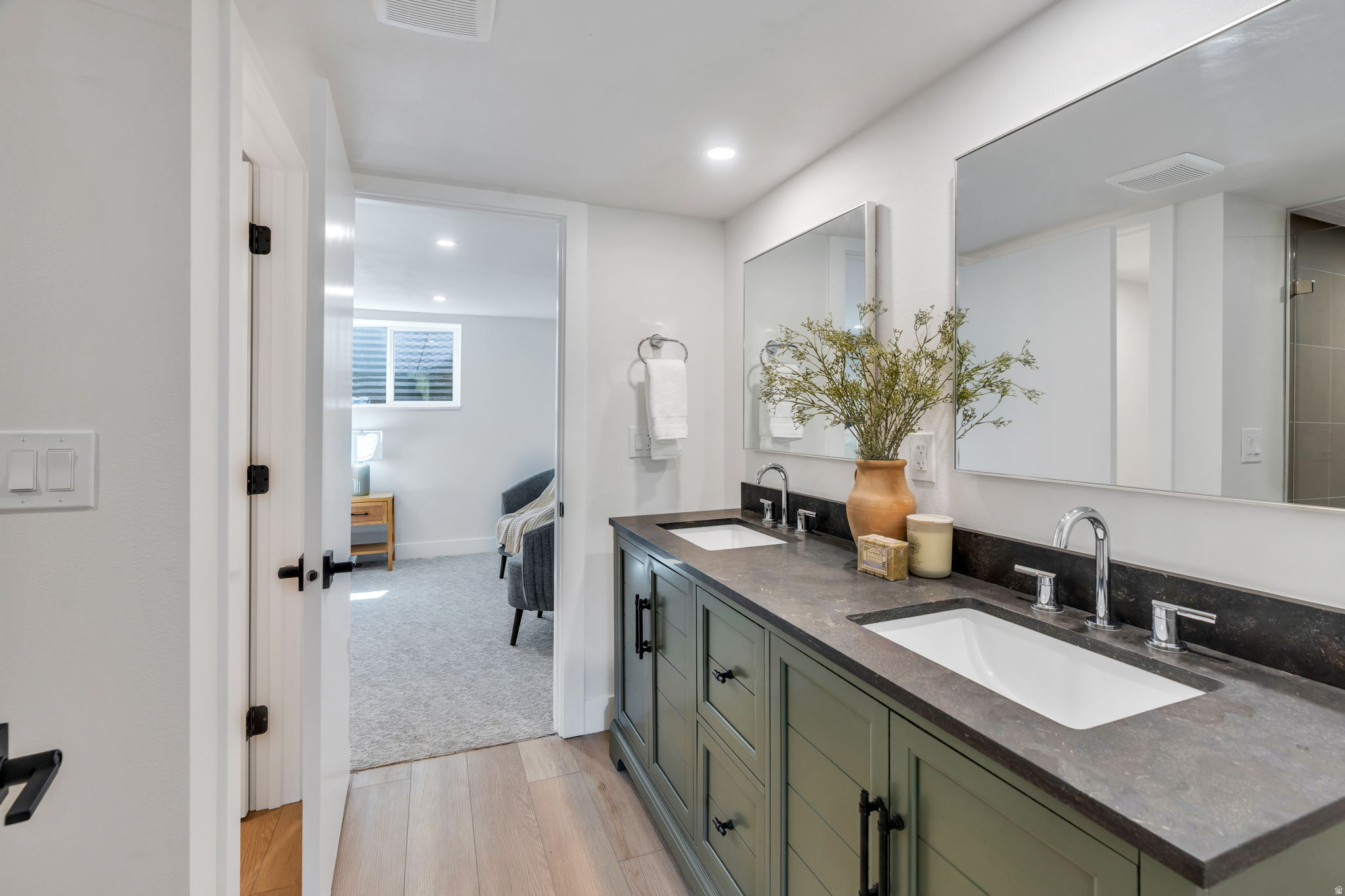 SHERWOOD HILLS - Residential