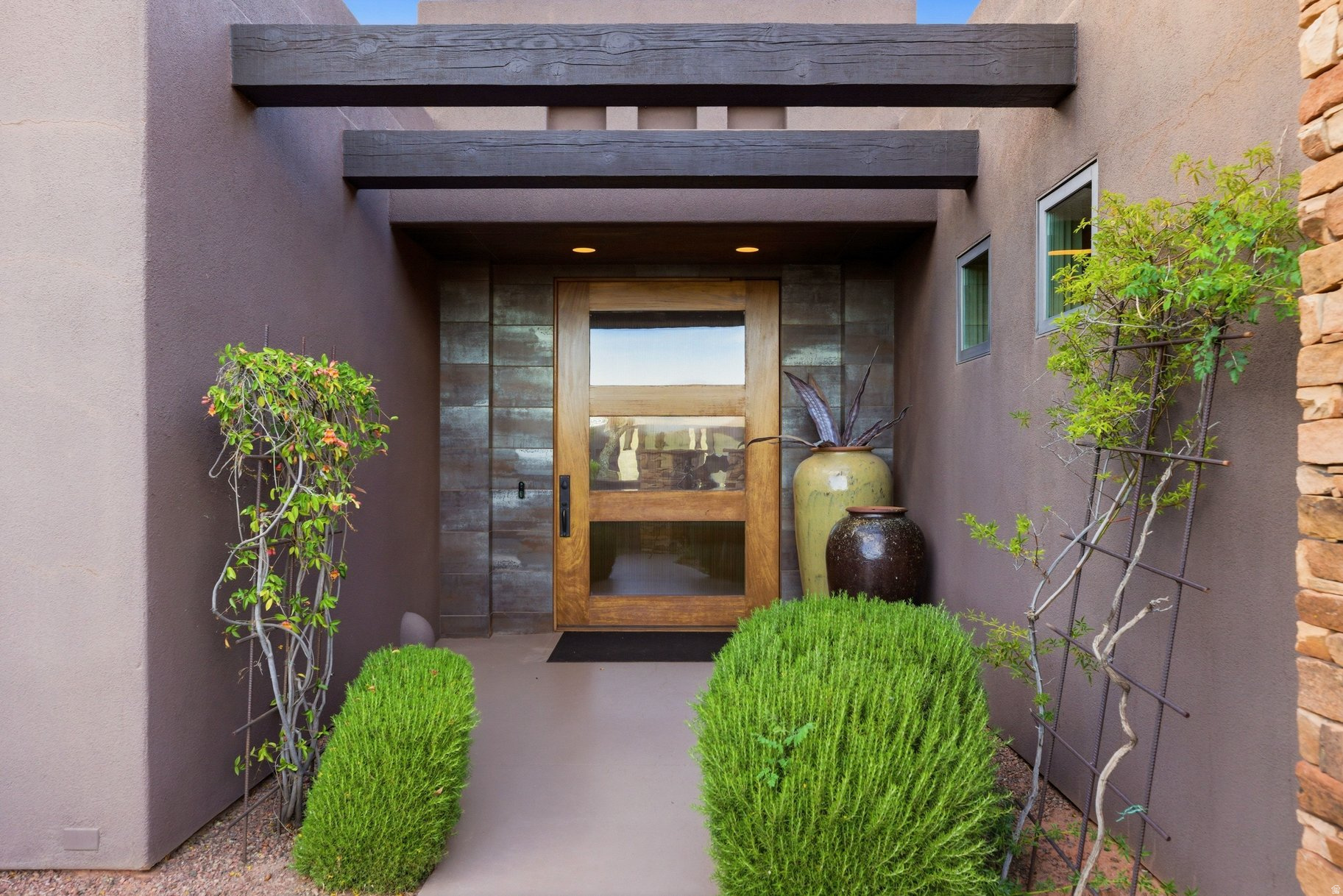 THE RESERVE OF ENTRADA - Residential