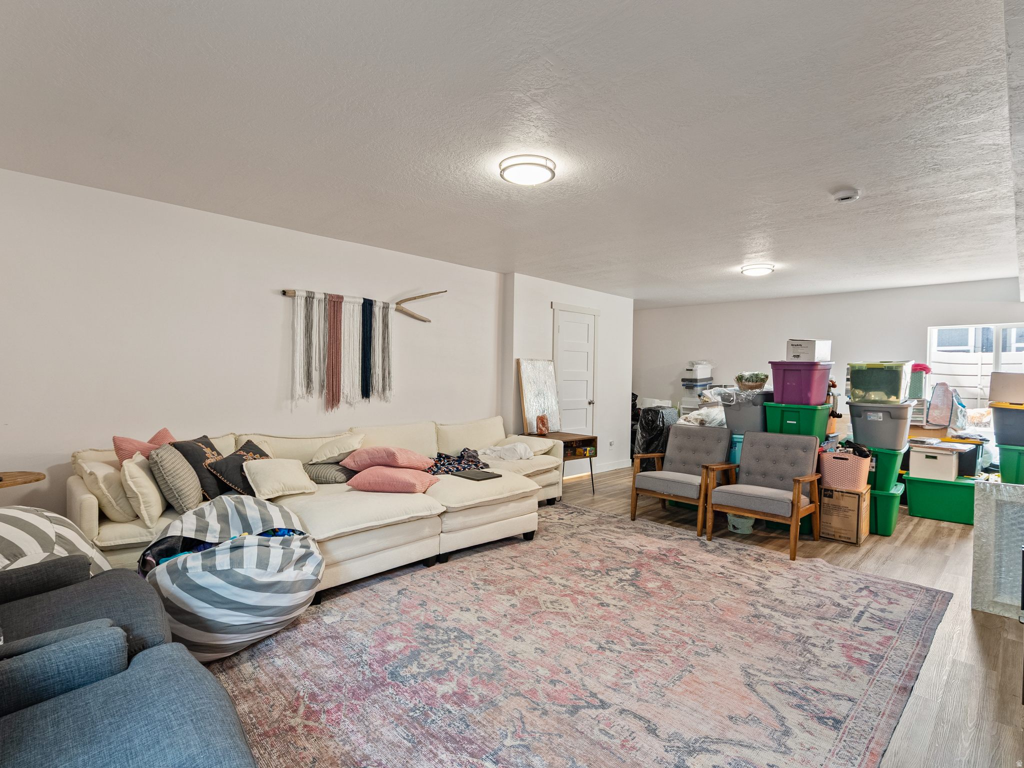 OVERLAND COMMUNITY - Residential