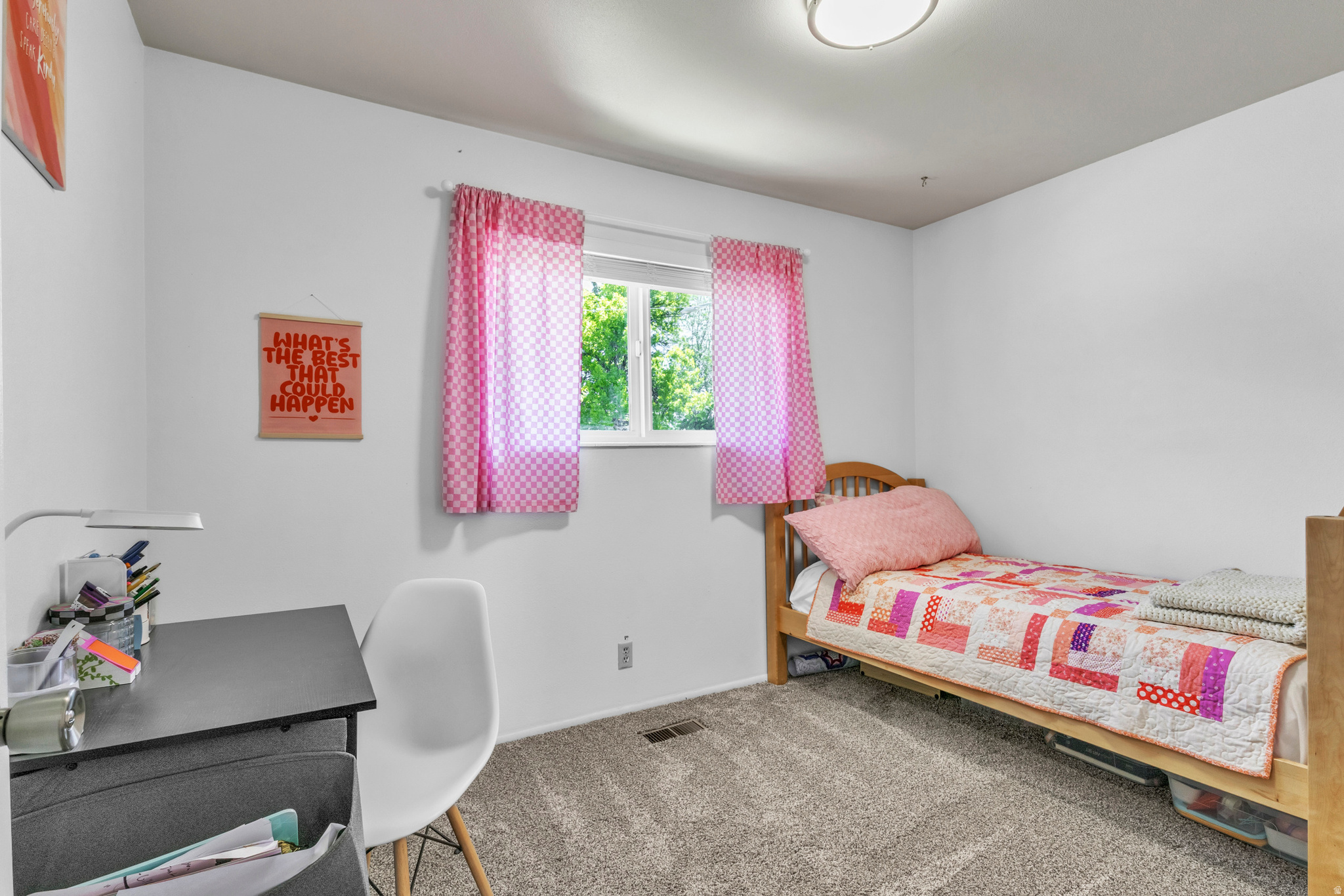 MEADOW CREEK EST - Residential