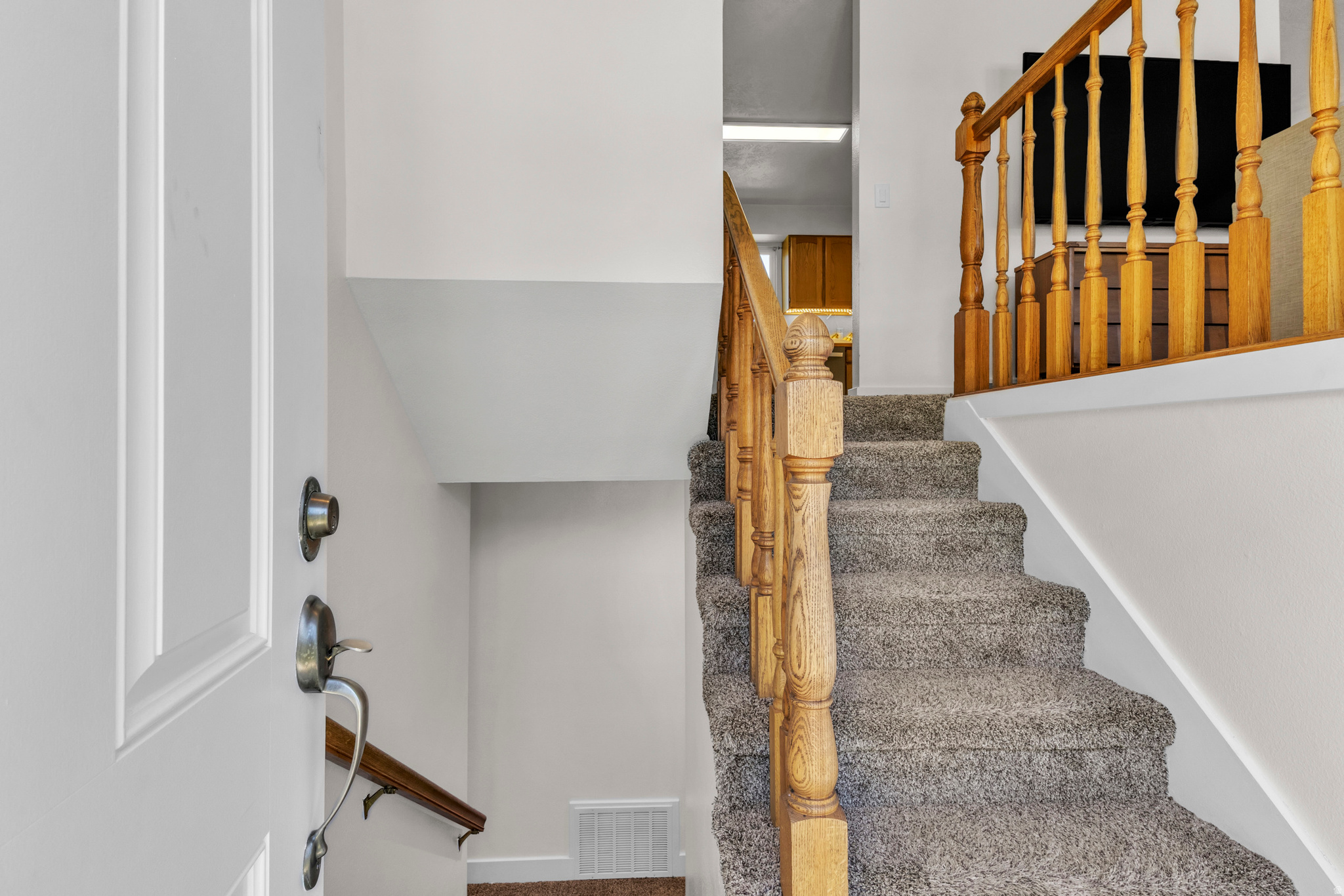 MEADOW CREEK EST - Residential