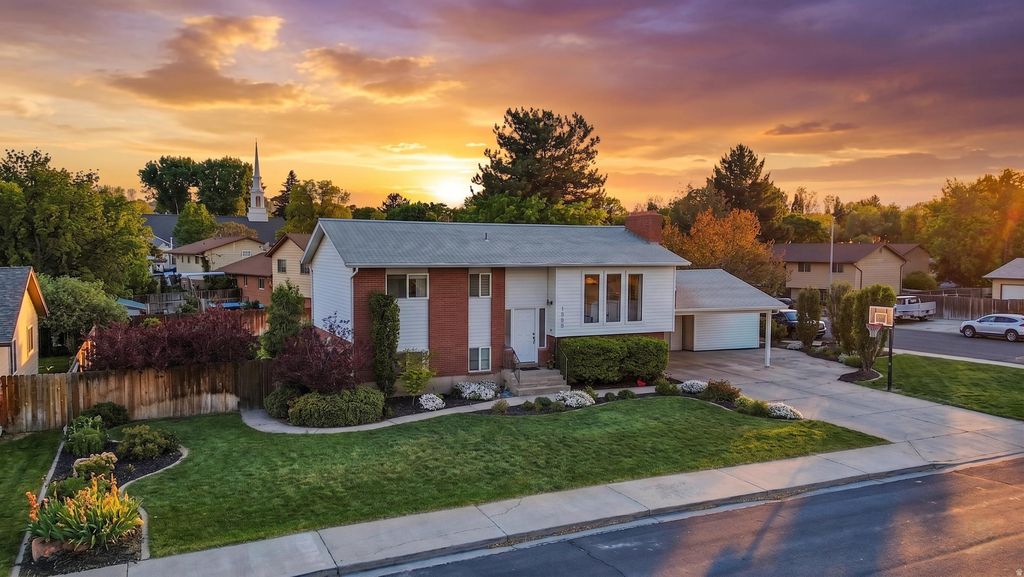 Photo of 1055 N 1000 W, Provo, UT 84604 (MLS # 2154625)