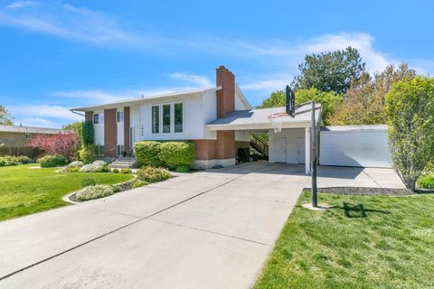 Tiny photo for 1055 N 1000 W, Provo, UT 84604 (MLS # 2154625)