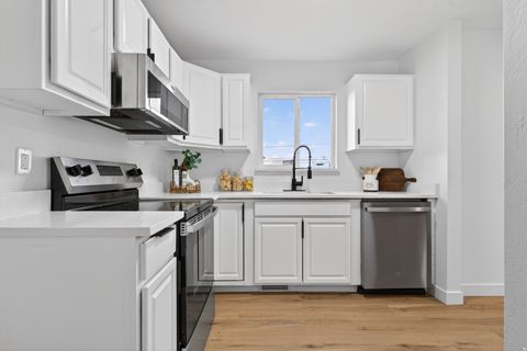 Tiny photo for 489 N OWENS ST, Layton, UT 84041 (MLS # 2153266)