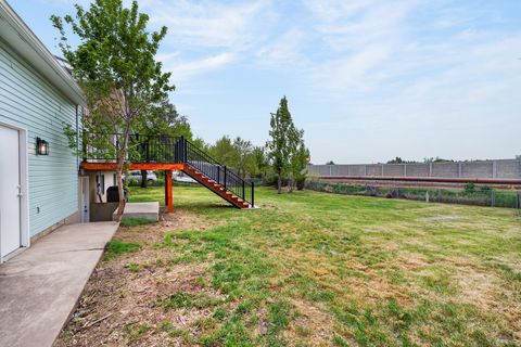 Tiny photo for 489 N OWENS ST, Layton, UT 84041 (MLS # 2153266)