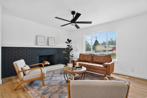Tiny photo for 489 N OWENS ST, Layton, UT 84041 (MLS # 2153266)