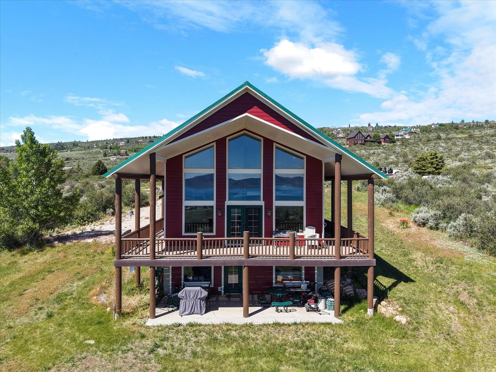 Photo of 2330 S VALLEYVIEW DR, Garden City, UT 84028 (MLS # 2166021)