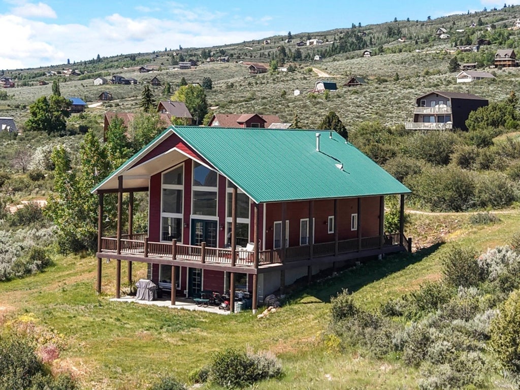 Photo of 2330 S VALLEYVIEW DR, Garden City, UT 84028 (MLS # 2166021)