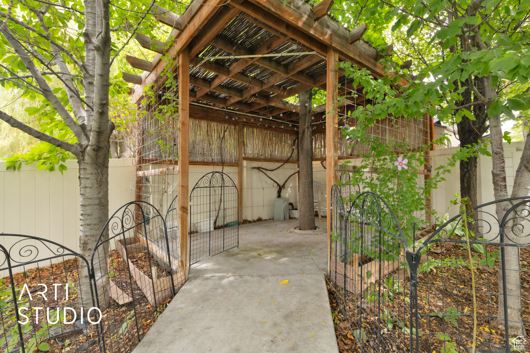 NEBO HEIGHTS SUBD - Residential