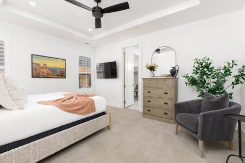 Tiny photo for 1396 N RUSTICO DR, Washington, UT 84780 (MLS # 2174163)