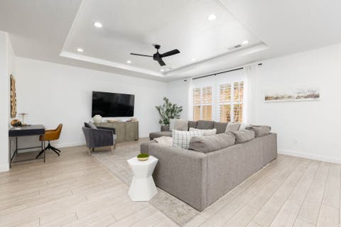 Tiny photo for 1396 N RUSTICO DR, Washington, UT 84780 (MLS # 2174163)