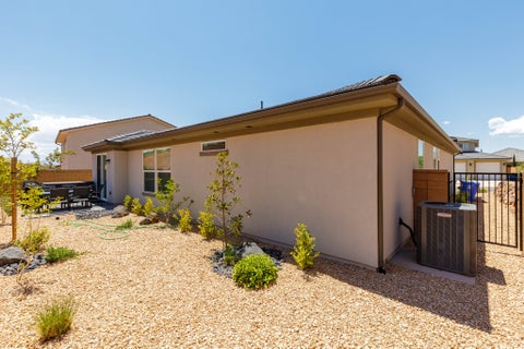 Tiny photo for 1396 N RUSTICO DR, Washington, UT 84780 (MLS # 2174163)