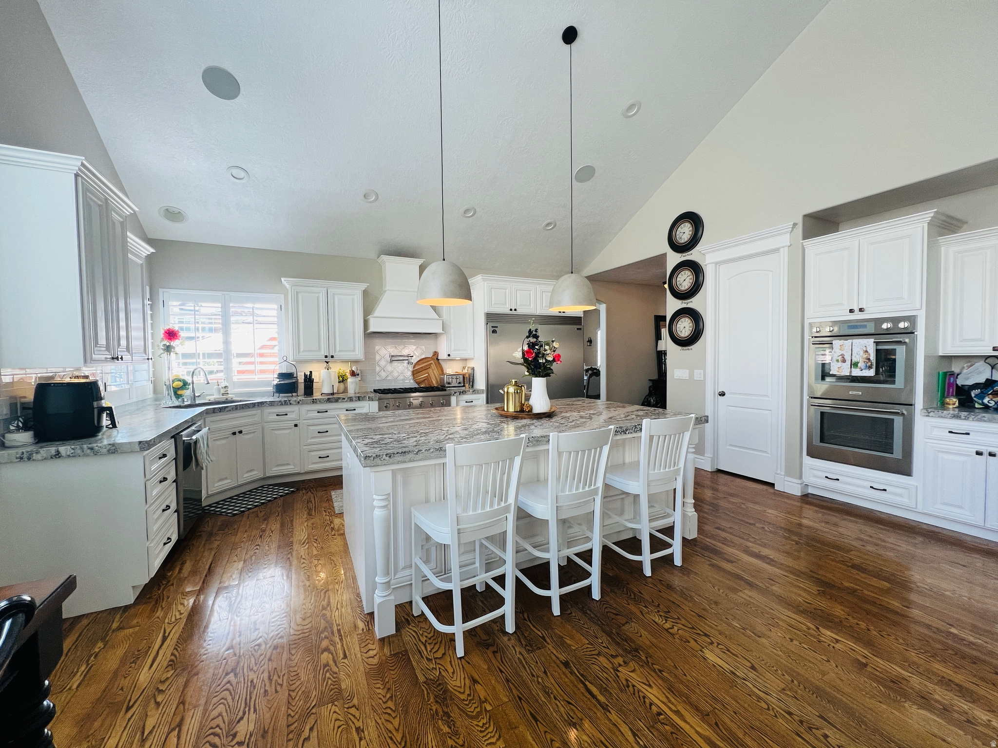 VALLE DE VILLA - Residential