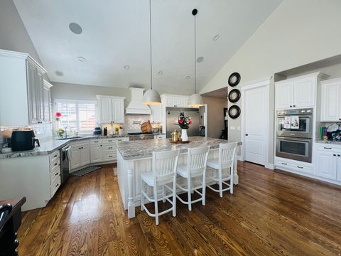 Tiny photo for 12095 S MILONA DR E, Draper, UT 84020 (MLS # 2132665)