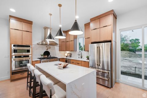 Tiny photo for 830 E GRAND CAYMAN DR, Millcreek, UT 84107 (MLS # 2118073)